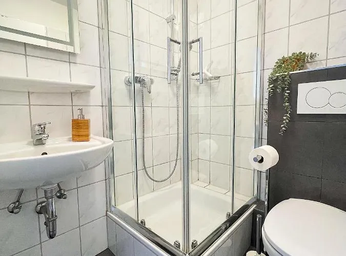 Lägenhet Ueber Whv In Toplage 3og *